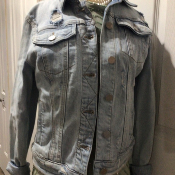 Jean jacket - Picture 4 of 4